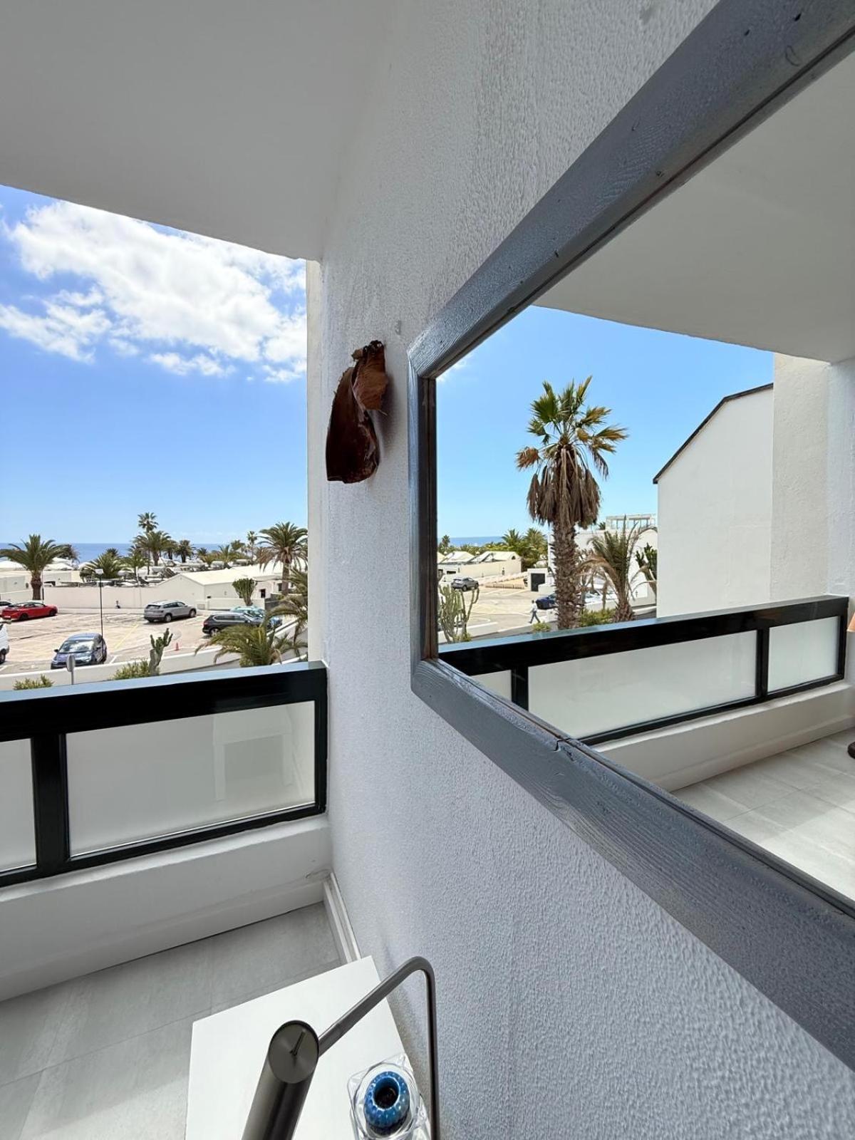 Al Sole Studios Residence Playa Roca Costa Teguise Exterior photo